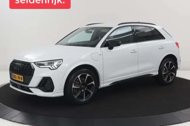 Audi Q3 (2023) thumbnail 5
