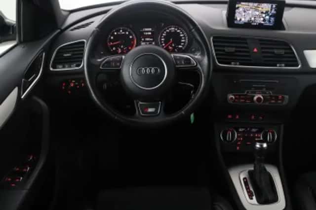 Audi Q3 (2015) thumbnail 3