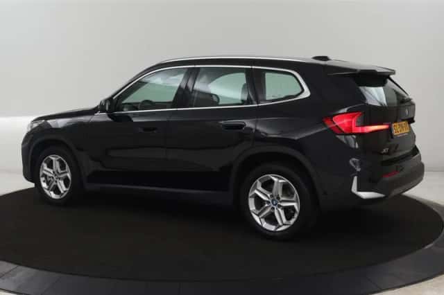 BMW X1 (2023) thumbnail 3