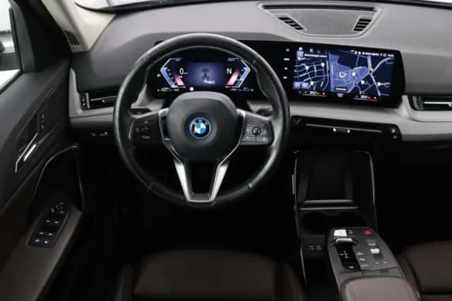 BMW X1 (2023) thumbnail 4