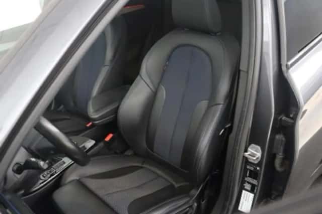 BMW X1 (2020) thumbnail 5