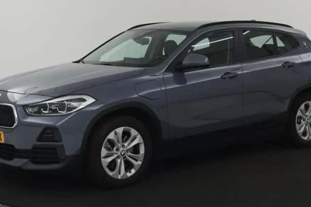 BMW X2 (2021) thumbnail 1