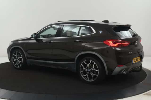 BMW X2 (2018) thumbnail 3