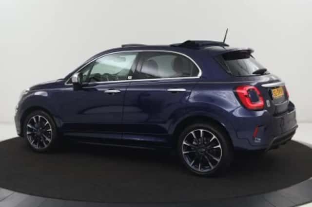 Fiat 500X (2023) thumbnail 2