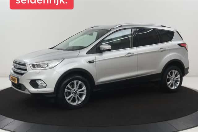 Ford Kuga (2017) thumbnail 6
