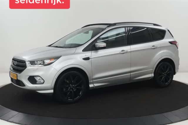 Ford Kuga (2017) thumbnail 2