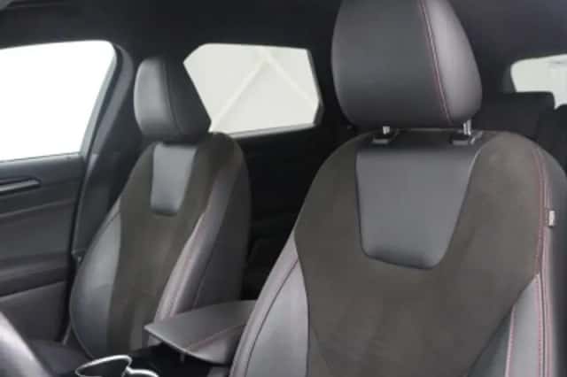 Ford Mondeo (2020) thumbnail 4