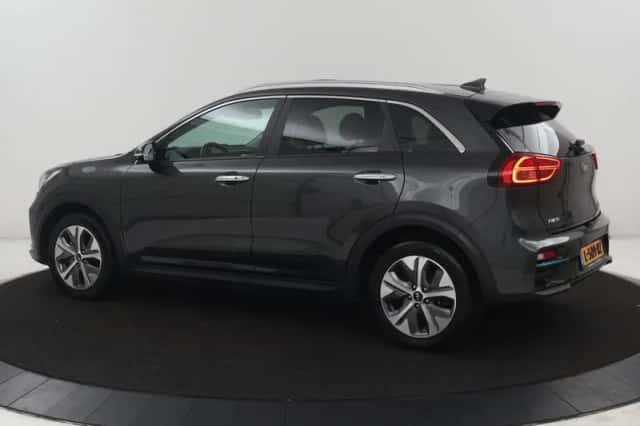 Kia Niro EV (2021) thumbnail 2