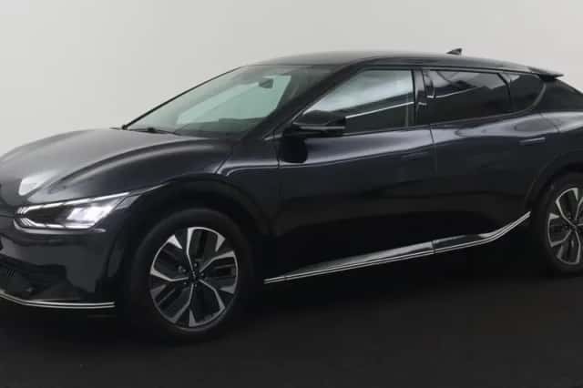 Kia EV6 (2023) thumbnail 1