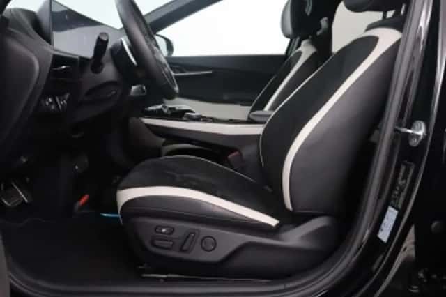 Kia EV6 (2022) thumbnail 5