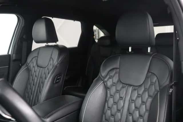 Kia Sorento (2021) thumbnail 4
