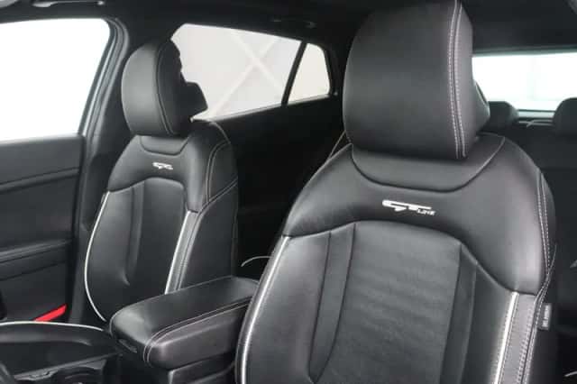 Kia Sportage (2023) thumbnail 5