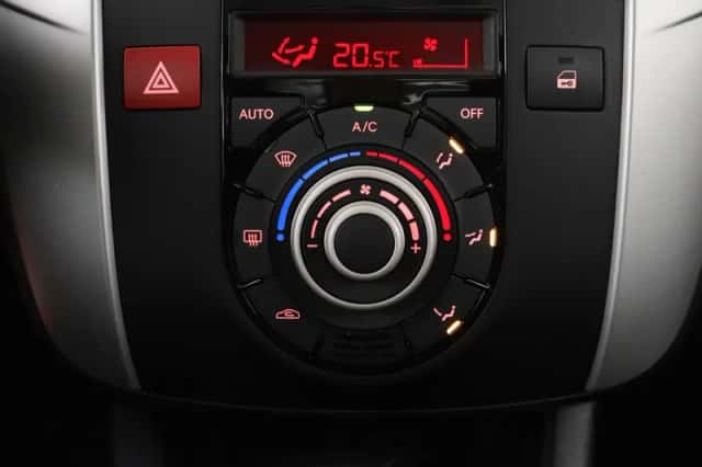 Kia Venga (2014) thumbnail 5