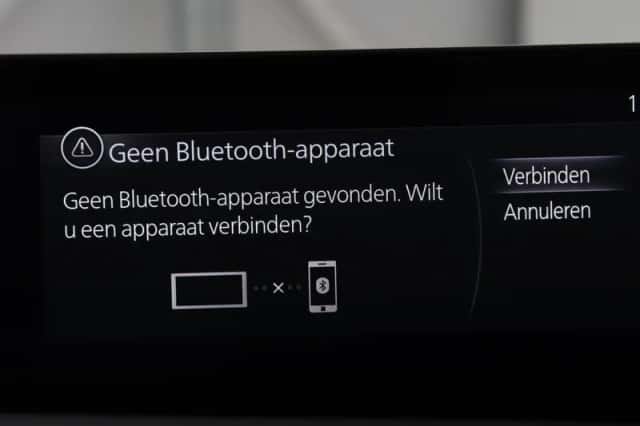 Mazda 3 (2023) thumbnail 3