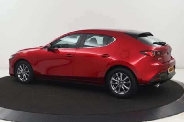 Mazda 3 (2022) thumbnail 2