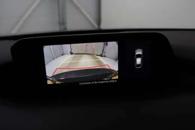 Mazda 3 (2023) thumbnail 5