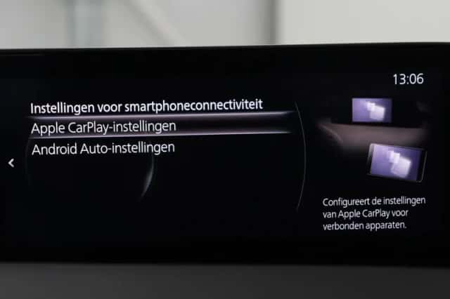 Mazda 3 (2021) thumbnail 2