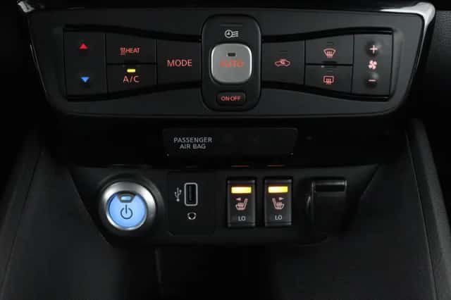 Nissan Leaf (2020) thumbnail 5