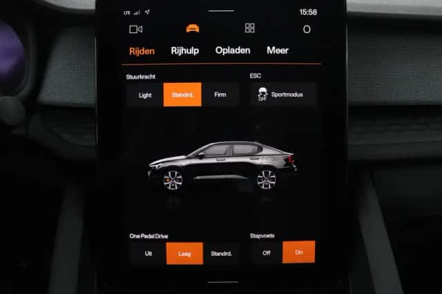 Polestar 2 (2021) thumbnail 5