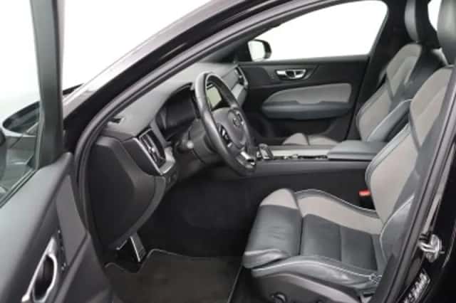 Volvo V60 (2020) thumbnail 5