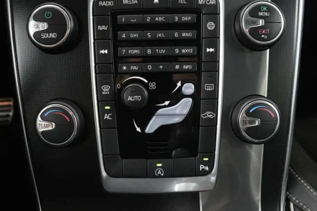 Volvo V60 (2013) thumbnail 5