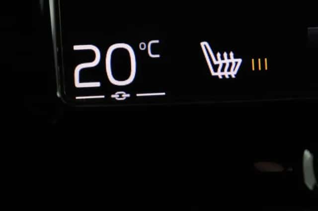 Volvo V90 (2018) thumbnail 6