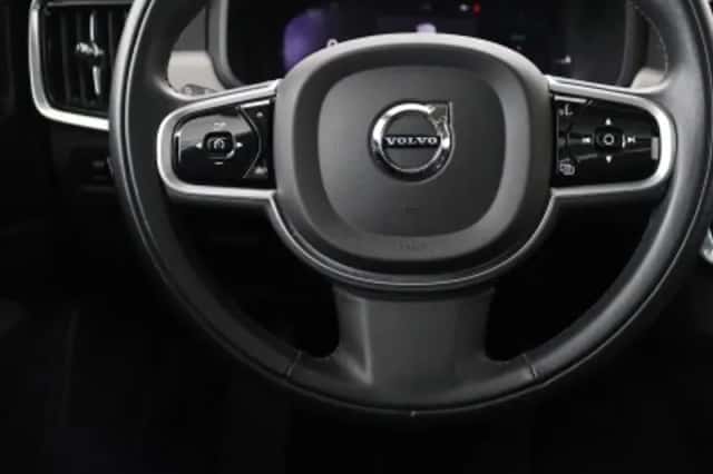Volvo V90 (2022) thumbnail 4