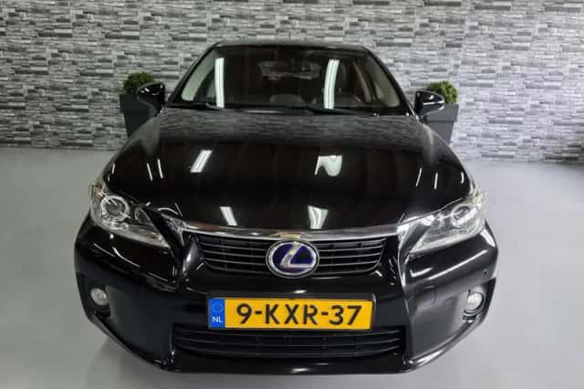 Lexus CT (2013) thumbnail 5