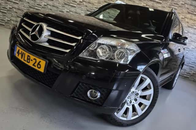 Mercedes-Benz GLK-Klasse (2011) thumbnail 1