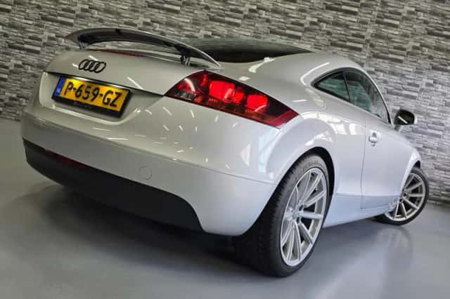 Audi TT (2007) thumbnail 2