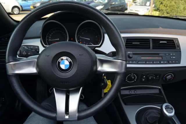 BMW Z4 (2008) thumbnail 2