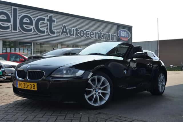 BMW Z4 (2008) thumbnail 3