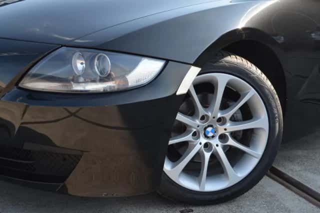 BMW Z4 (2008) thumbnail 4