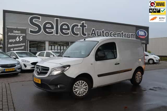 Mercedes-Benz Citan (2018) thumbnail 1