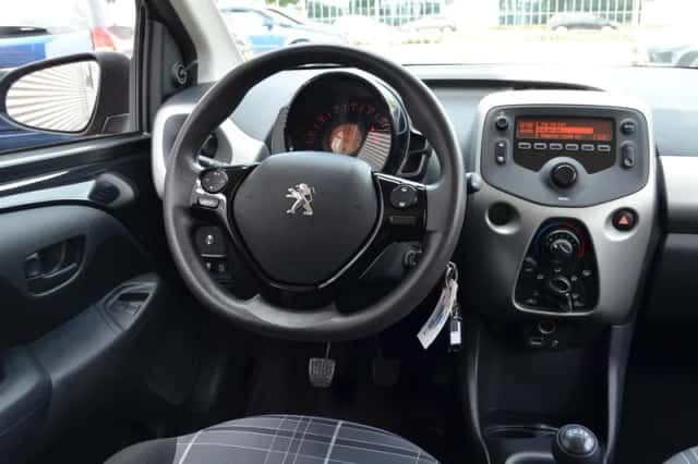 Peugeot 108 (2018) thumbnail 2