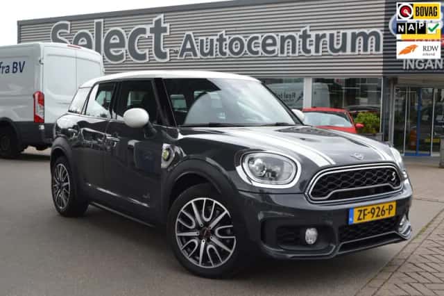 MINI Countryman (2019) thumbnail 1