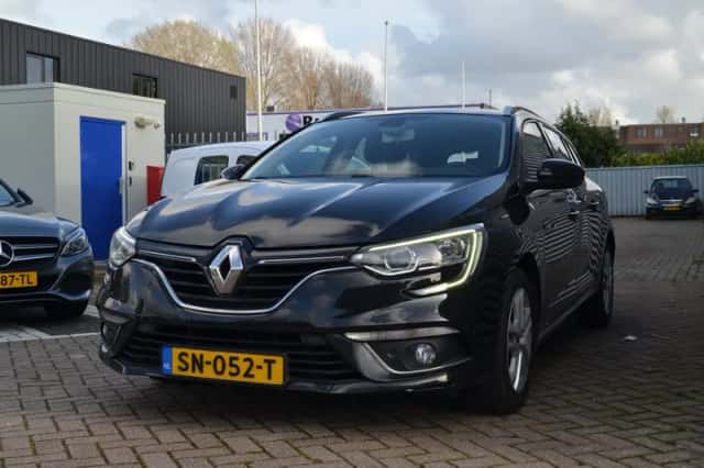 Renault Mégane (2018) thumbnail 6