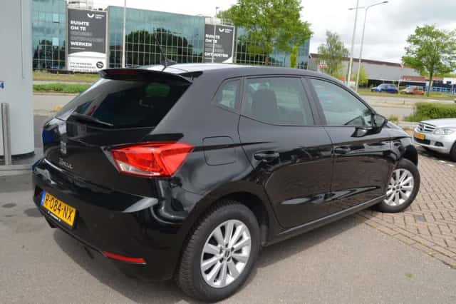 SEAT Ibiza (2022) thumbnail 4