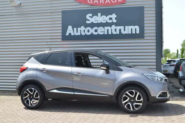 Renault Captur (2016) thumbnail 3