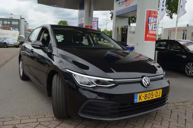 Volkswagen Golf (2020) thumbnail 5