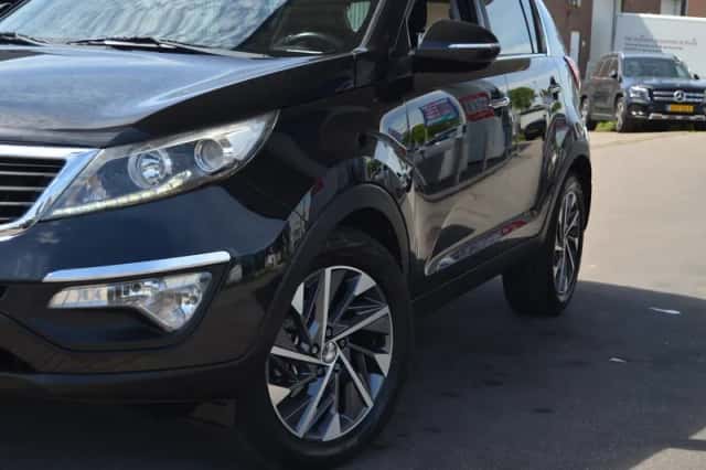 Kia Sportage (2012) thumbnail 4