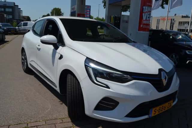 Renault Clio (2021) thumbnail 5
