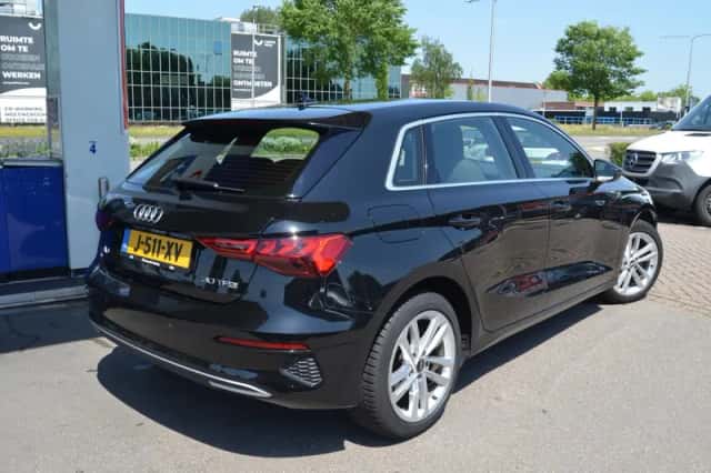 Audi A3 (2020) thumbnail 4