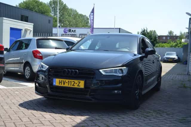 Audi A3 (2016) thumbnail 4