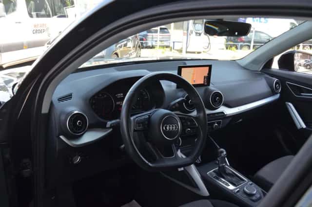 Audi Q2 (2020) thumbnail 2