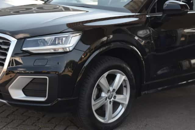 Audi Q2 (2020) thumbnail 3