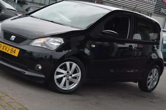 SEAT Mii (2015) thumbnail 2