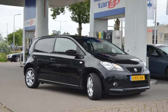 SEAT Mii (2015) thumbnail 3