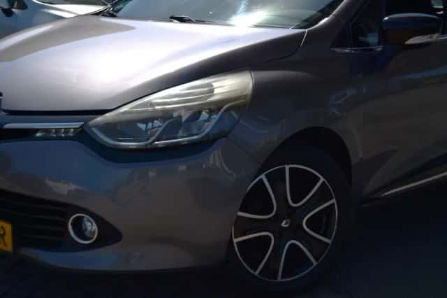 Renault Clio (2014) thumbnail 3
