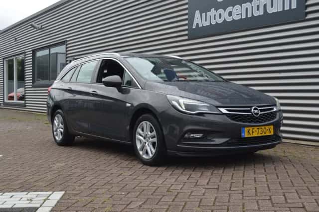 Opel Astra (2016) thumbnail 4